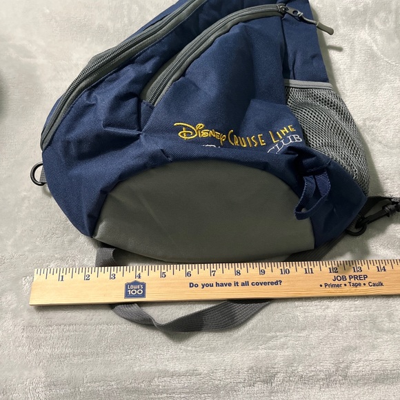 DISNEY CRUISE LINE CASTAWAY CLUB Backpack Shoulder Cross Body Tote Bag - Picture 9 of 9